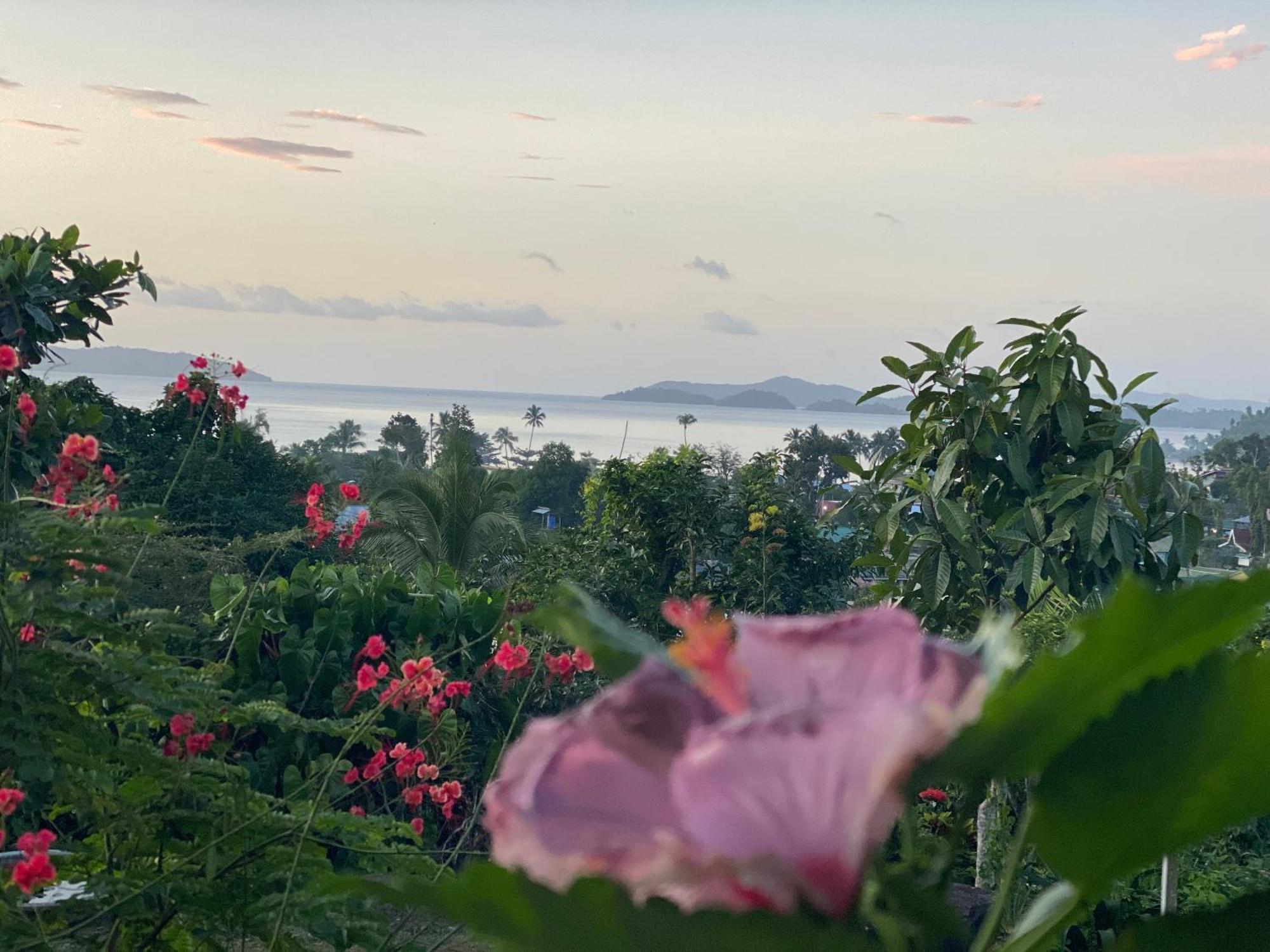 Santa Claus Hilltop San Vicente  Εξωτερικό φωτογραφία